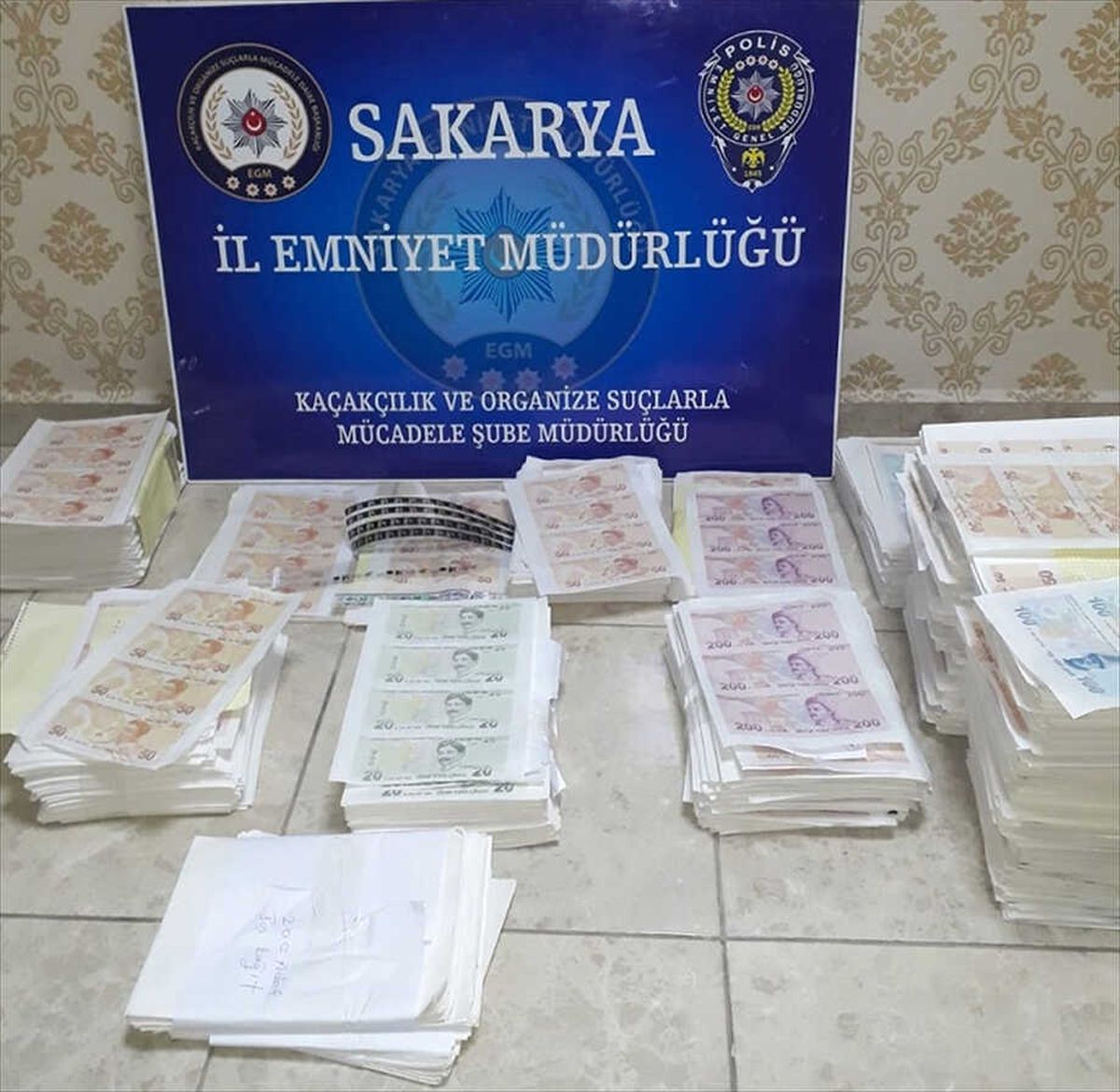 Sakarya\'da Sahte Para Operasyonu