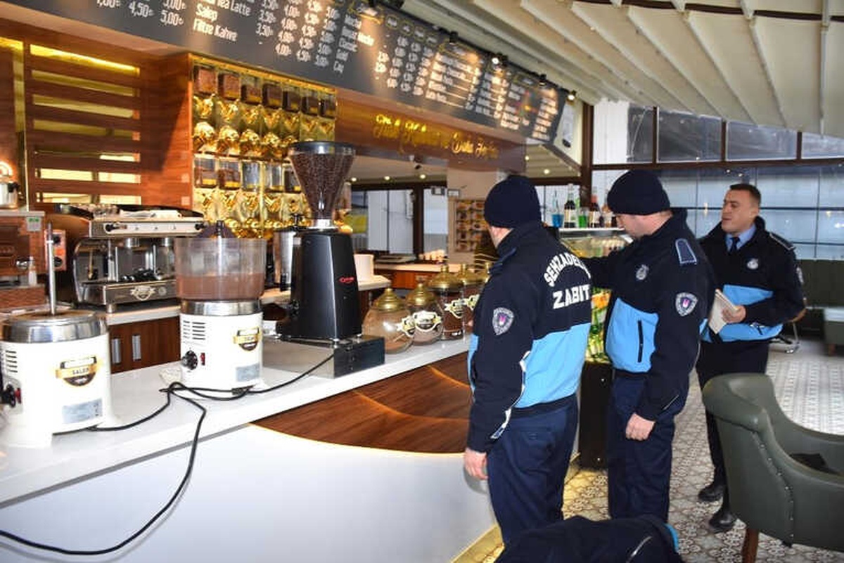 Şehzadeler\'den Eğlence Mekanları ve Kafelere Yılbaşı Denetimi