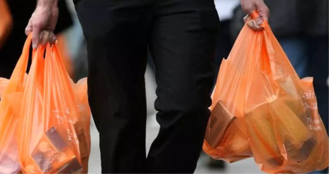 Bakan Açıkladı: Yeni Yılda Manav, Şarküteri ve Ekmek Reyonunda Poşetler Ücretsiz Olacak