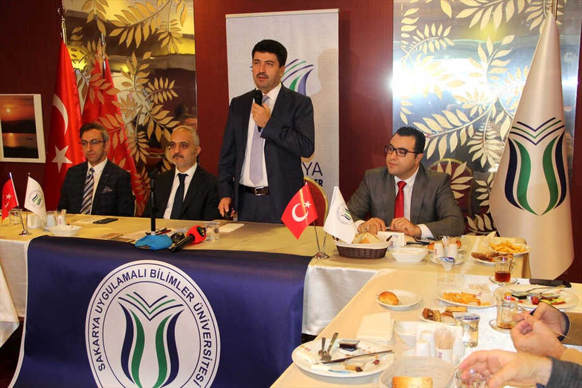 Subü Rektörü Prof. Dr. Sarıbıyık Basınla Buluştu