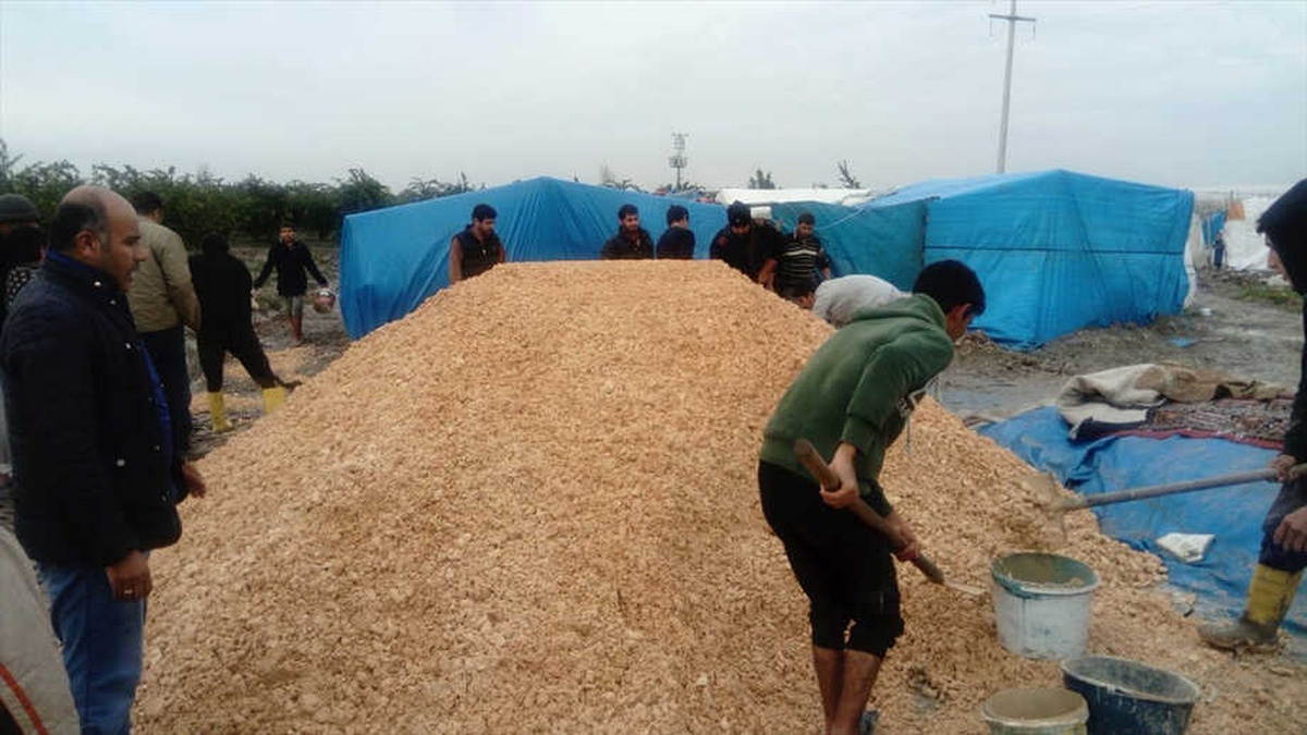 Tarsus\'ta Tarım İşçilerinin Çadırları Temizlendi
