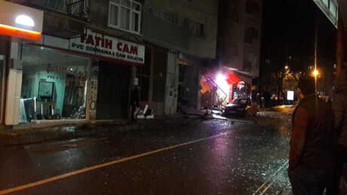 Trabzon\'da İş Yerinde Patlama (1)
