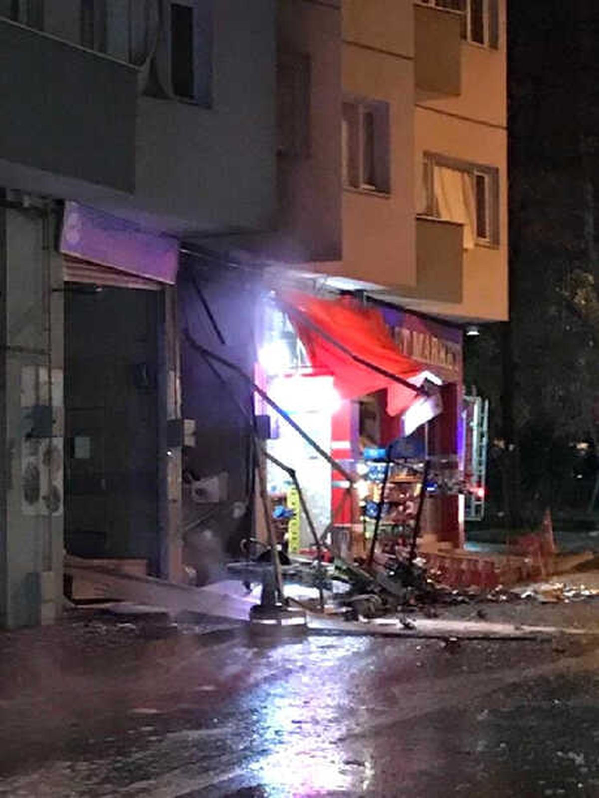 Trabzon\'da İş Yerinde Patlama: 2 Yaralı (2)- Yeniden