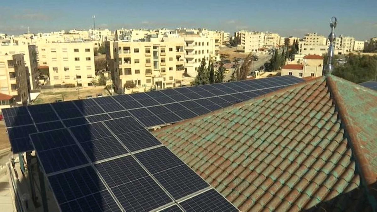 Video | Ürdün\'de Camiler Güneş Panelleriyle Yenilenebilir Enerjiye Geçiyor