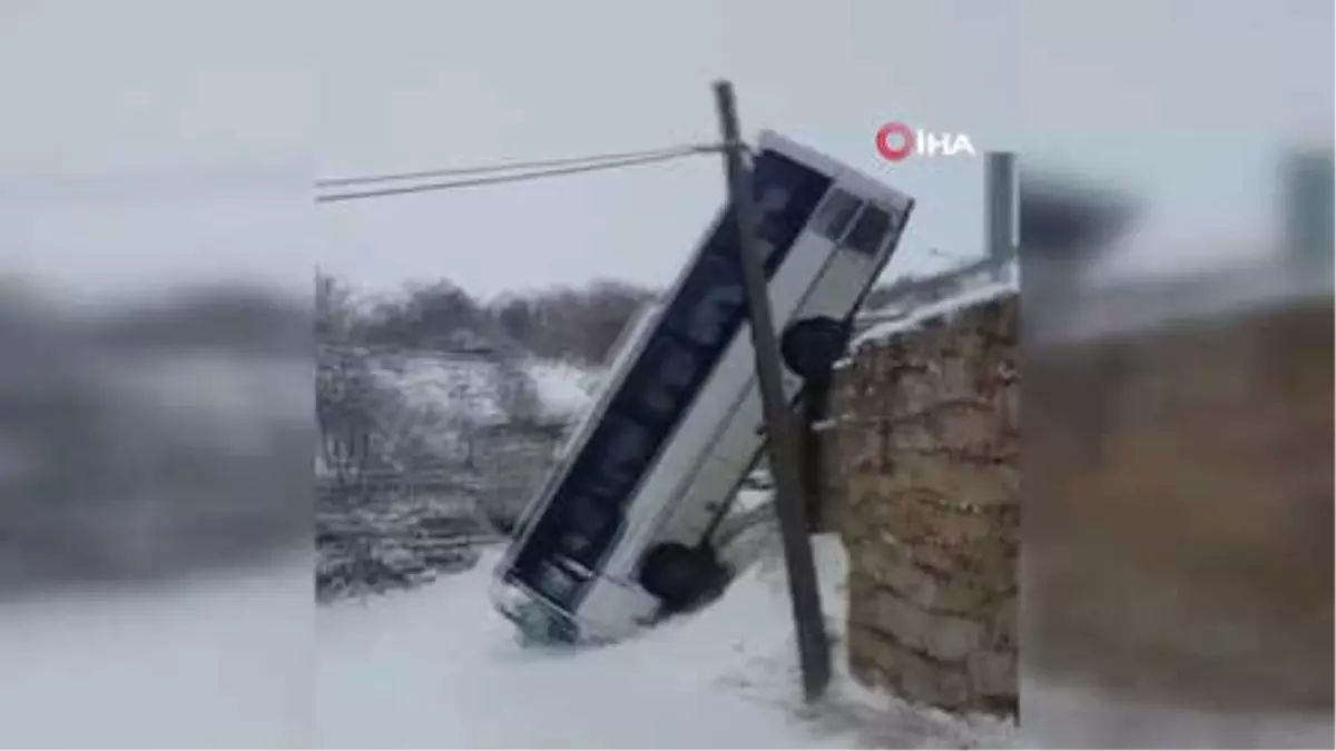 Yolcu Otobüsü 6 Metrelik Duvardan Düştü: 1 Yaralı