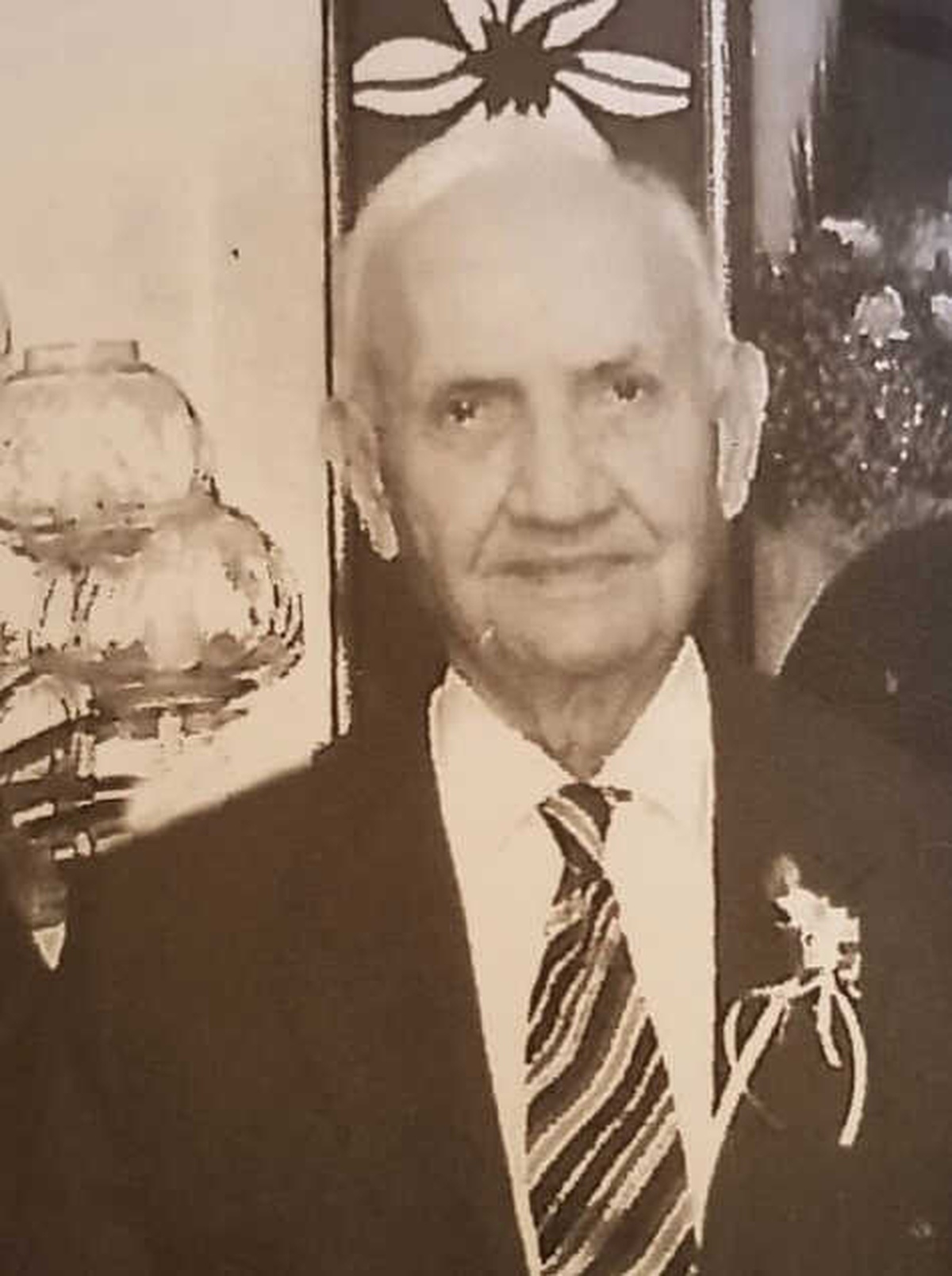 Annesi Cumhuriyetin İlk Öğretmenlerinden Olan Dr. Aksoy Yaşamını Yitirdi