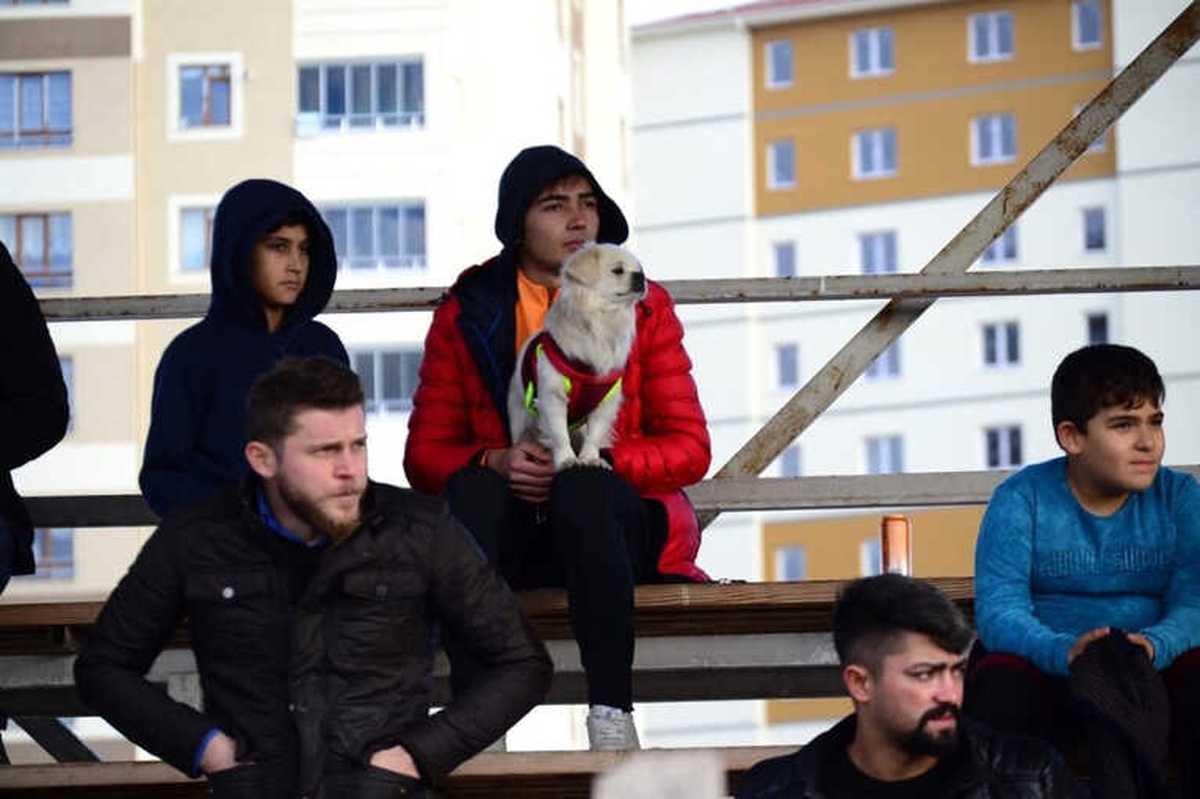 Belsinspor Sevdalısı; Bulut Sahibini ve Takımı Yalnız Bırakmıyor