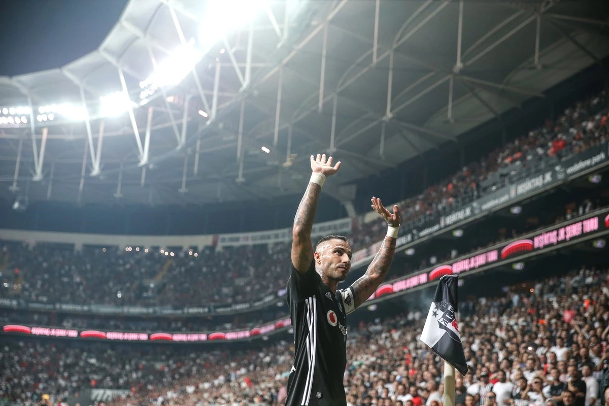 Beşiktaş, Ricardo Quaresma\'yı Gözden Çıkardı