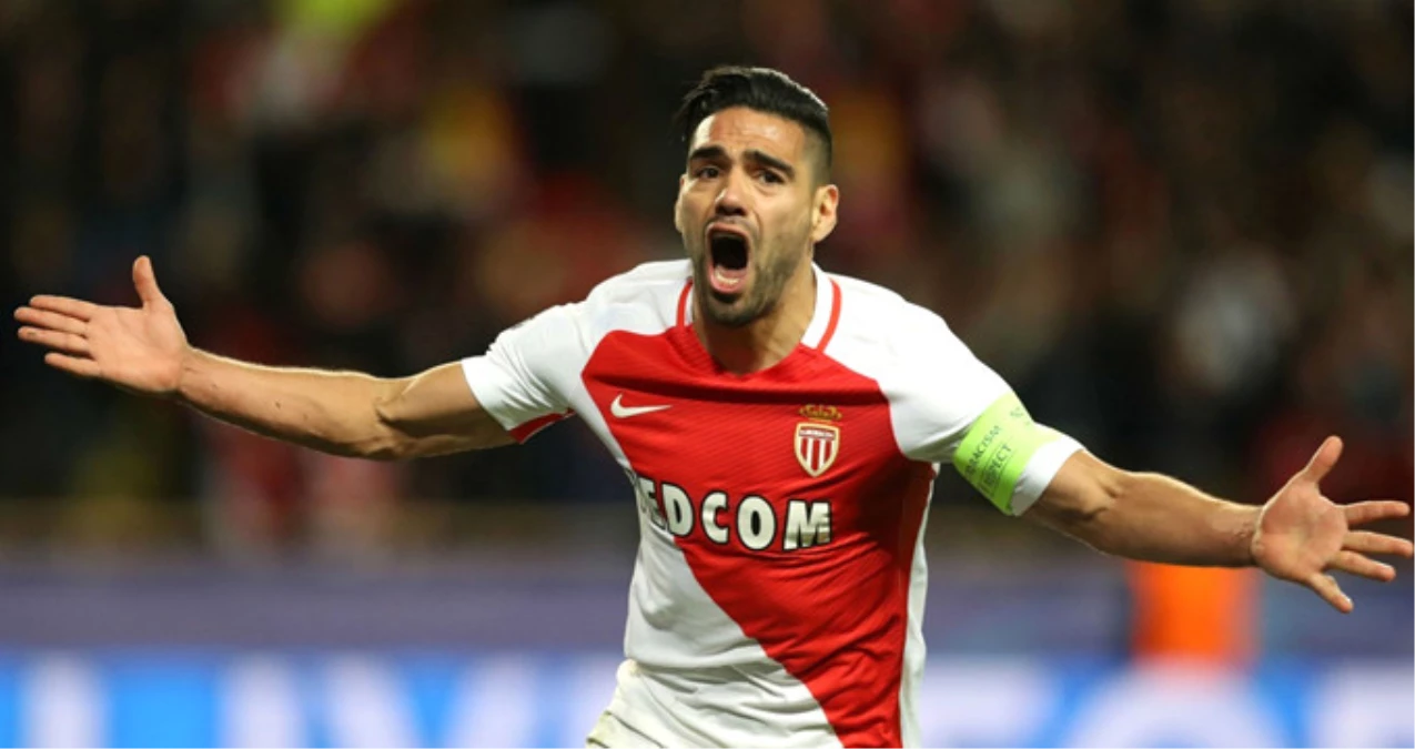 Dünyaca Ünlü Futbolcu Falcao\'nun Menajeri, Transfer İçin Galatasaray\'ı İşaret Etti