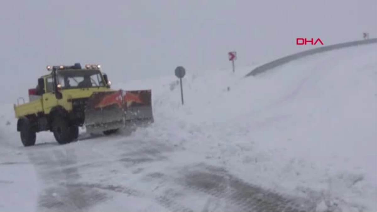 Elazığ\'da 332 Köy Yolu Kardan Kapandı