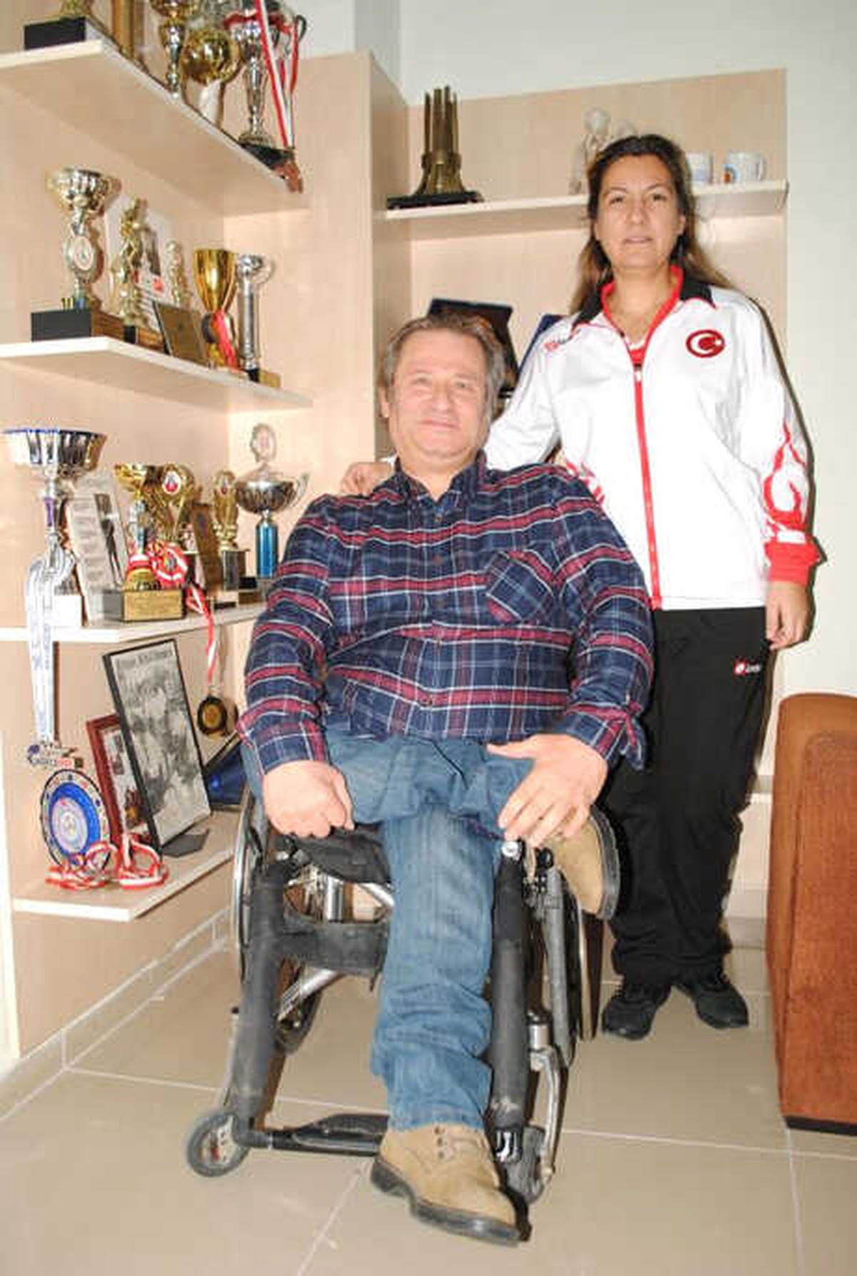 Engel Tanımayan Osman, Madalyaya Doymuyor