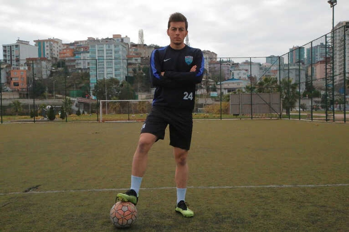Genç Futbolcunun \'Büyük\' Hayali