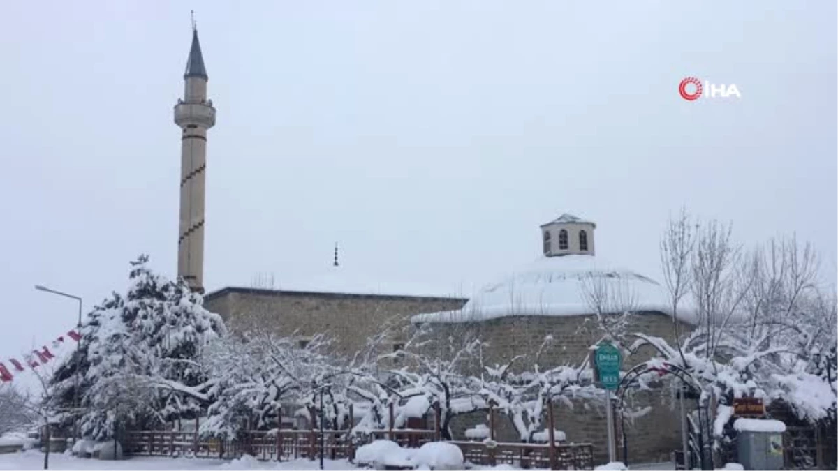 Harput\'ta Kar Yağışı Kenti Beyaza Bürüdü