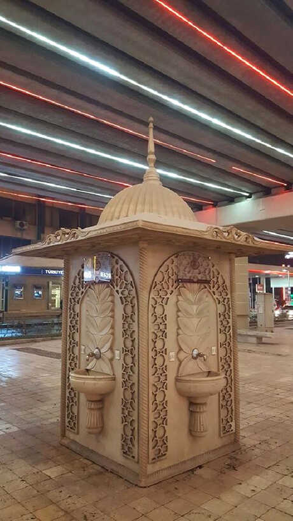 Hayır Çeşmesinin Muslukları Çalındı