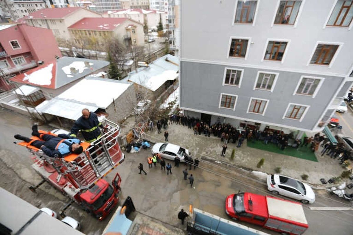 İpekyolu Belediyesinde Yangın Tatbikatı