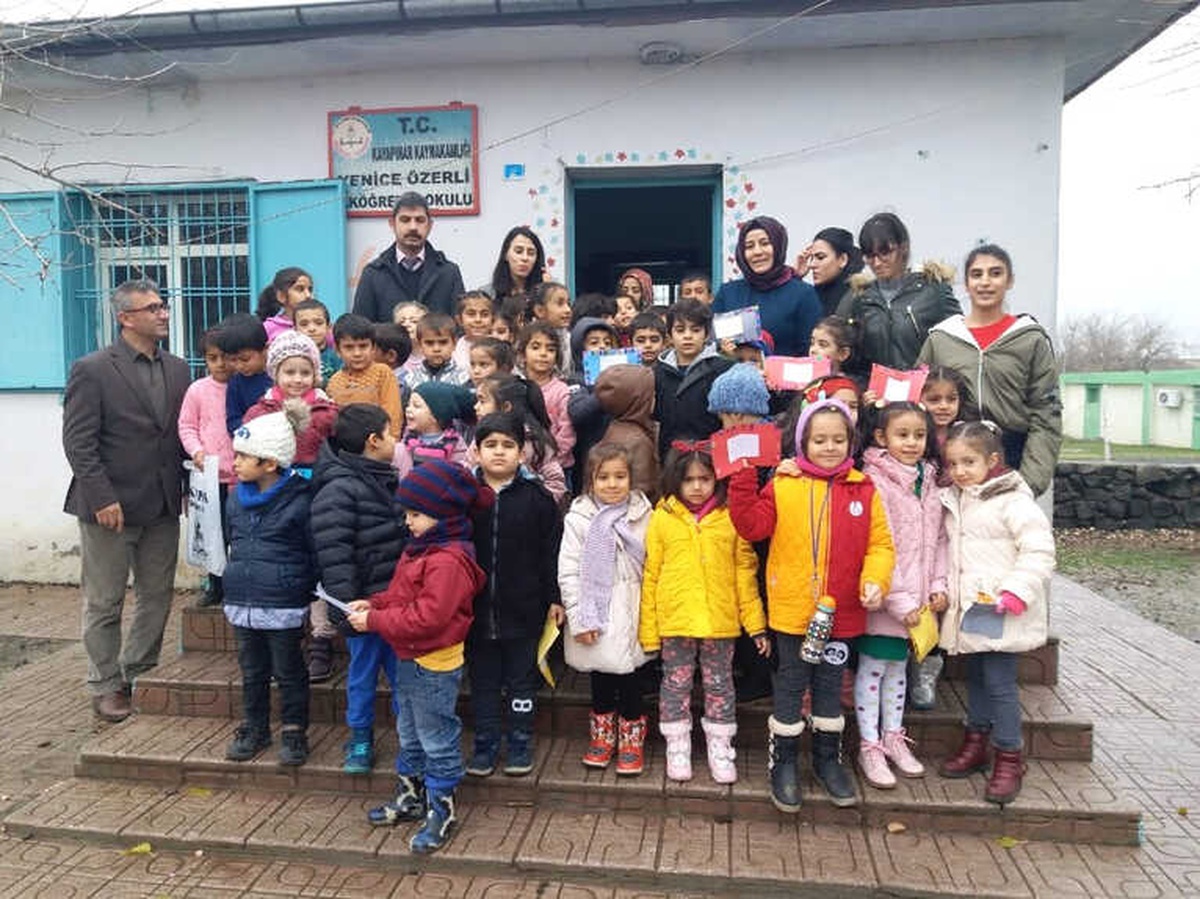 Kayapınar\'da \'İyilik Yap İzi Kalsın\' Projesi