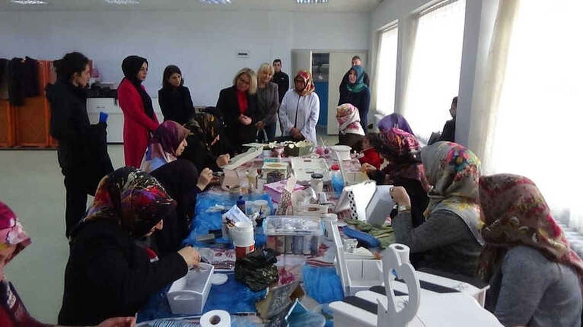 Meşide Gündüzöz\'den Adem\'e Ziyaret