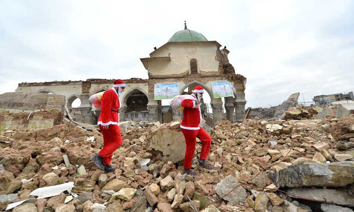 Noel Babalar Musul\'u Bastı