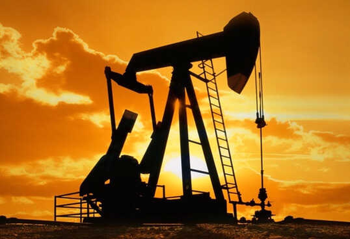 Petrol fiyatları 54 dolar sınırında