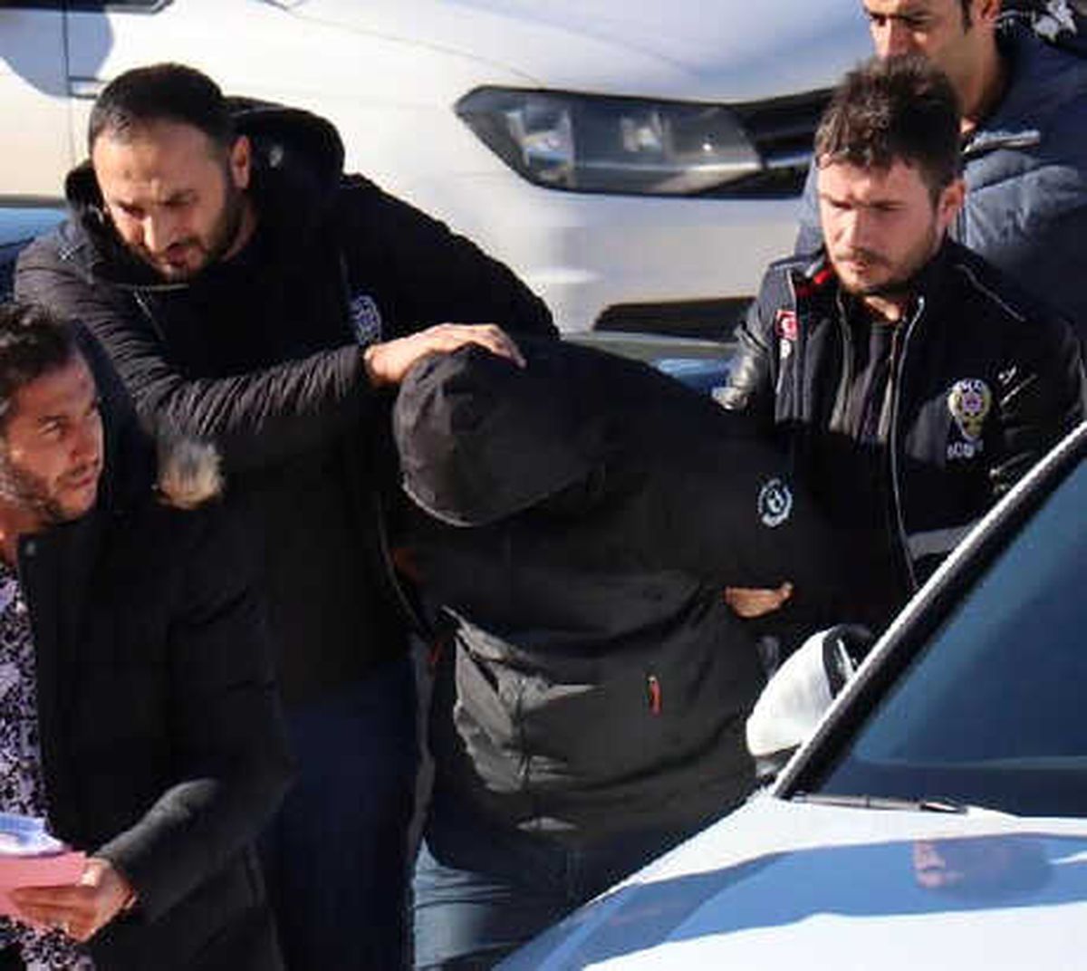 Sahte Kimlikle Yakalandı