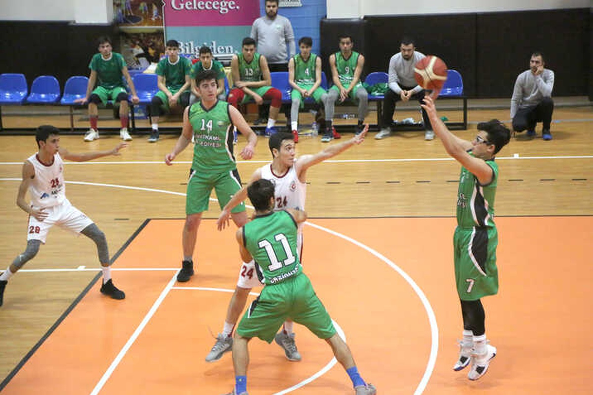 Şehitkamil\'de Basketbola Dair Her Şey Konuşuldu