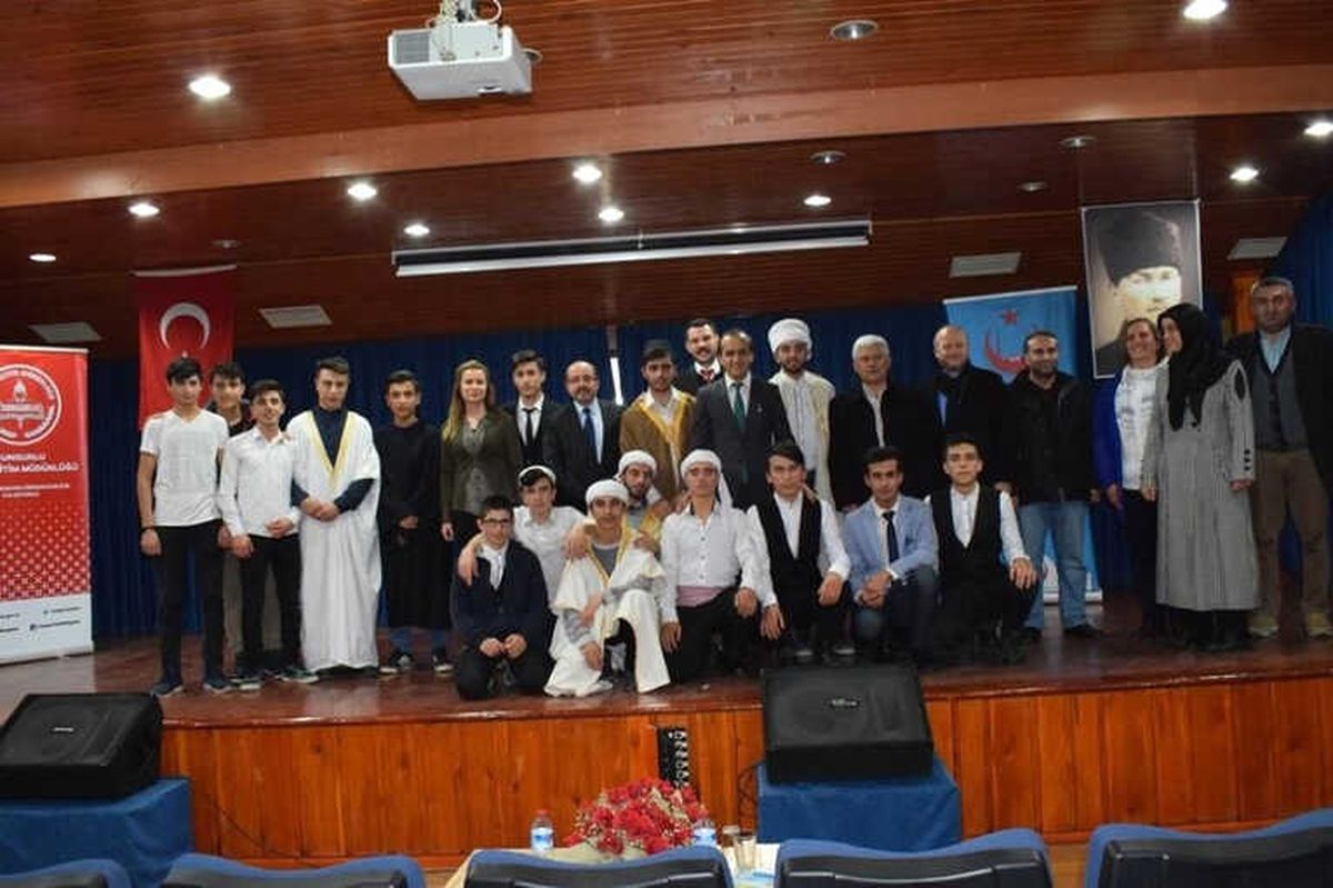 Sungurlu\'da Yunus Emre Programı