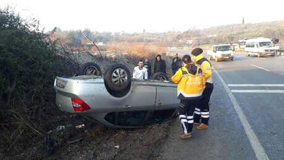 Takla Atan Otomobilden Burnu Bile Kanamadan Çıktı