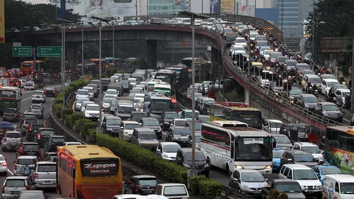 Tamam da Neden?\' Diye Soracağınız 12 İlginç Trafik Kuralı