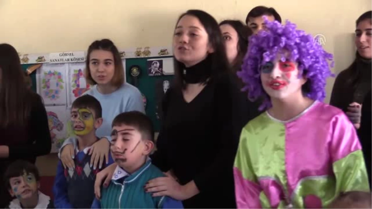 Üniversitelilerden Köy Okullarına "Bir Avuç Umut" Diyerek Ziyaret - Edirne