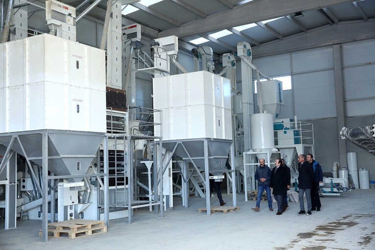 Vali Pehlivan Tarım Ürünleri İşleme ve Paketleme Fabrikasında İncelemelerde Bulundu