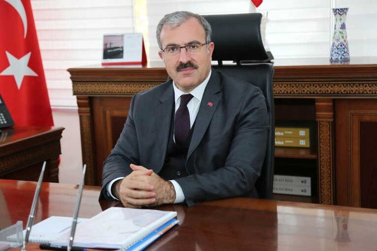 Vali Toraman\'dan Dolandırıcılık Uyarısı