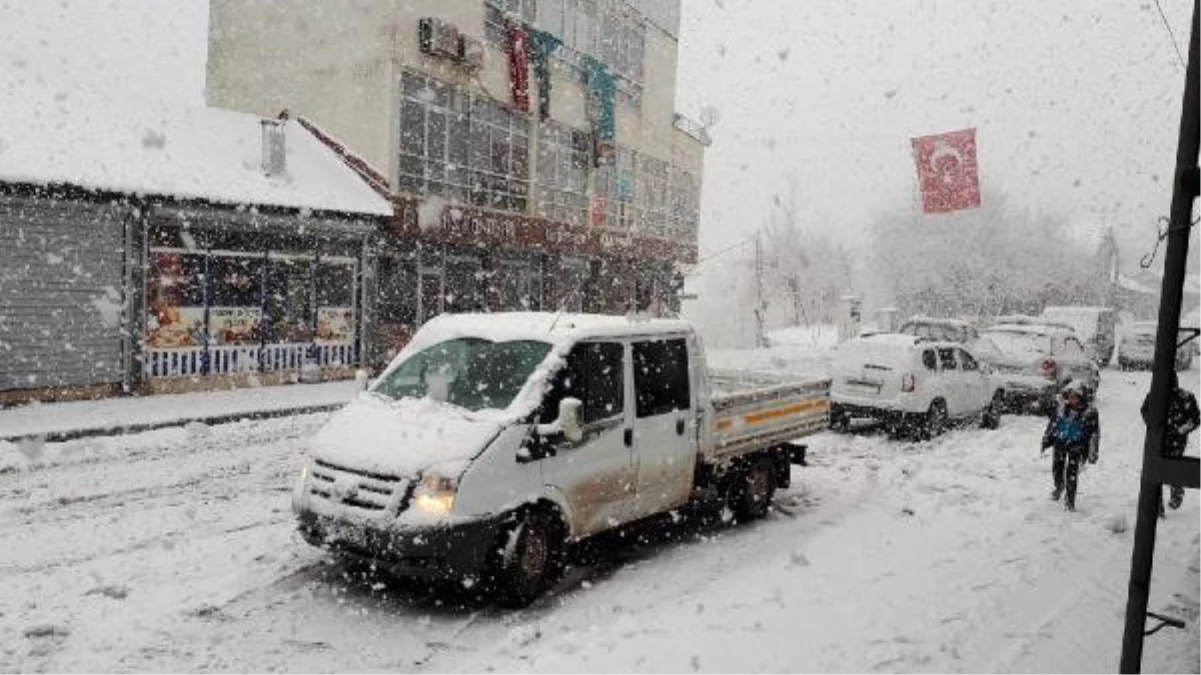 Van,bitlis ve Hakkari\'de 596 Yerleşim Biriminin Yolu Kardan Kapandı(2)