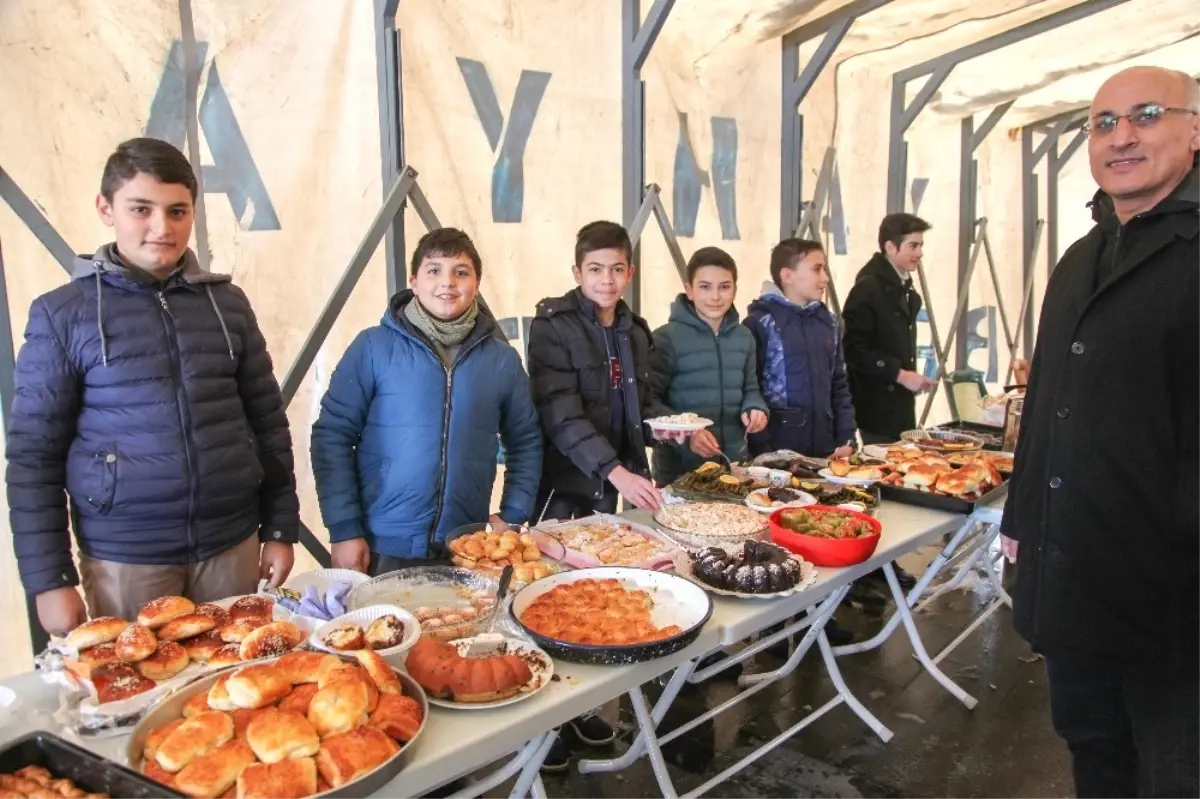 Yahyalı\'da Yemen İçin Kermes Düzenlendi