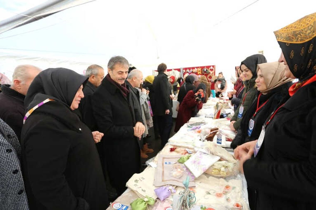 Yapılan Ürünler Muhtaç Çocuklara Bot ve Mont Olarak Geri Dönecek