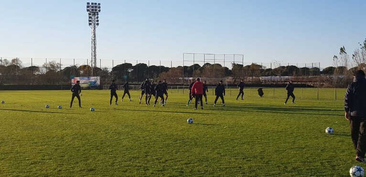 Yeşilyurt Belediyespor\'da Belek Kampı Sürüyor