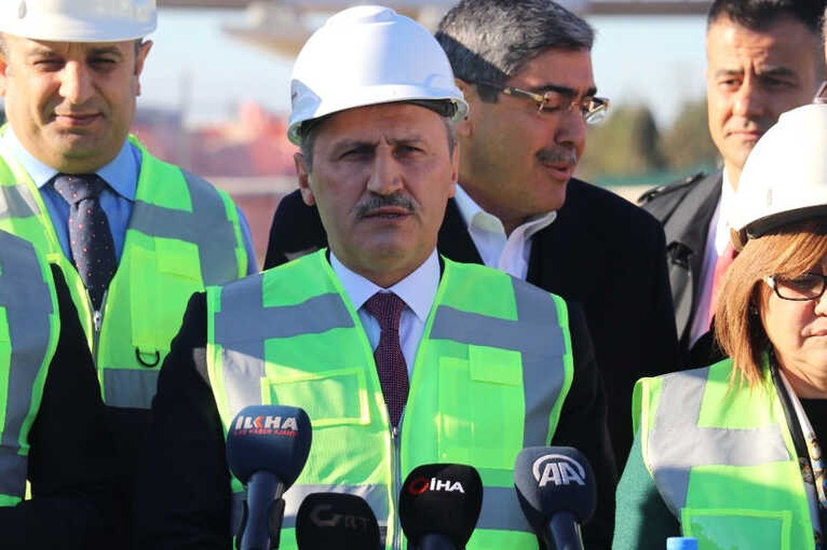 Bakan Turhan, Gaziray Çalışmalarını Yerinde İnceledi