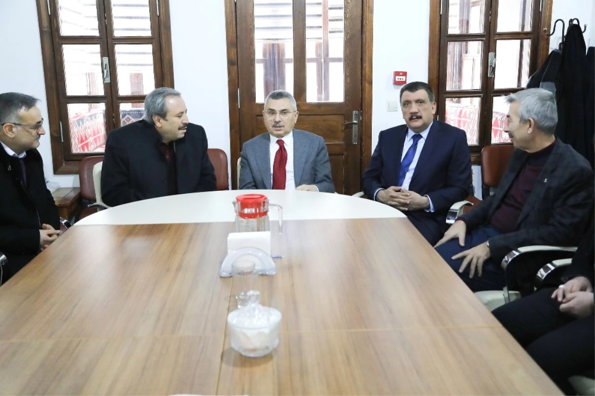 Başkan Gürkan\'ın Stk Ziyaretleri Sürüyor