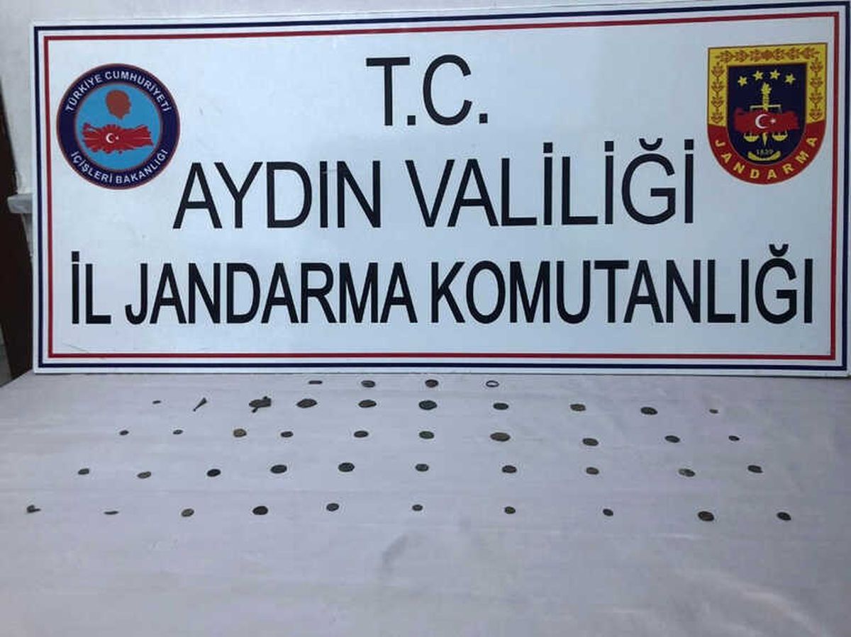 Bozdoğan\'da 35 Adet Sikke Ele Geçirildi
