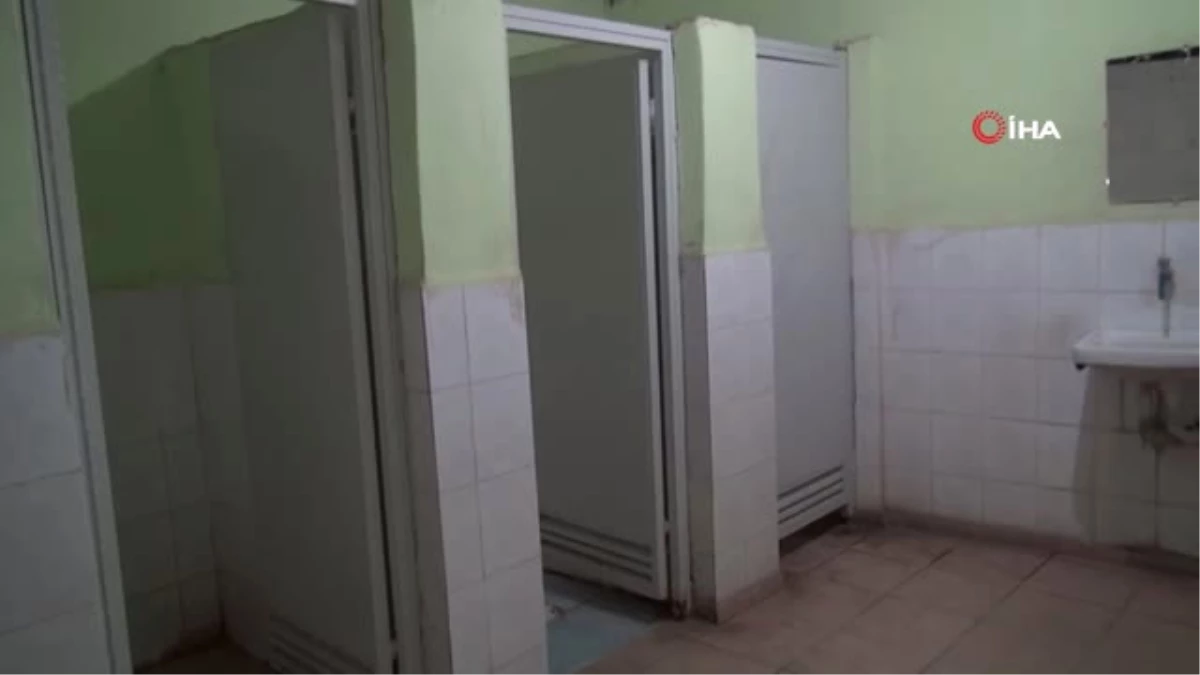 Cami Tuvaletinde Bir Genç Ölü Bulundu