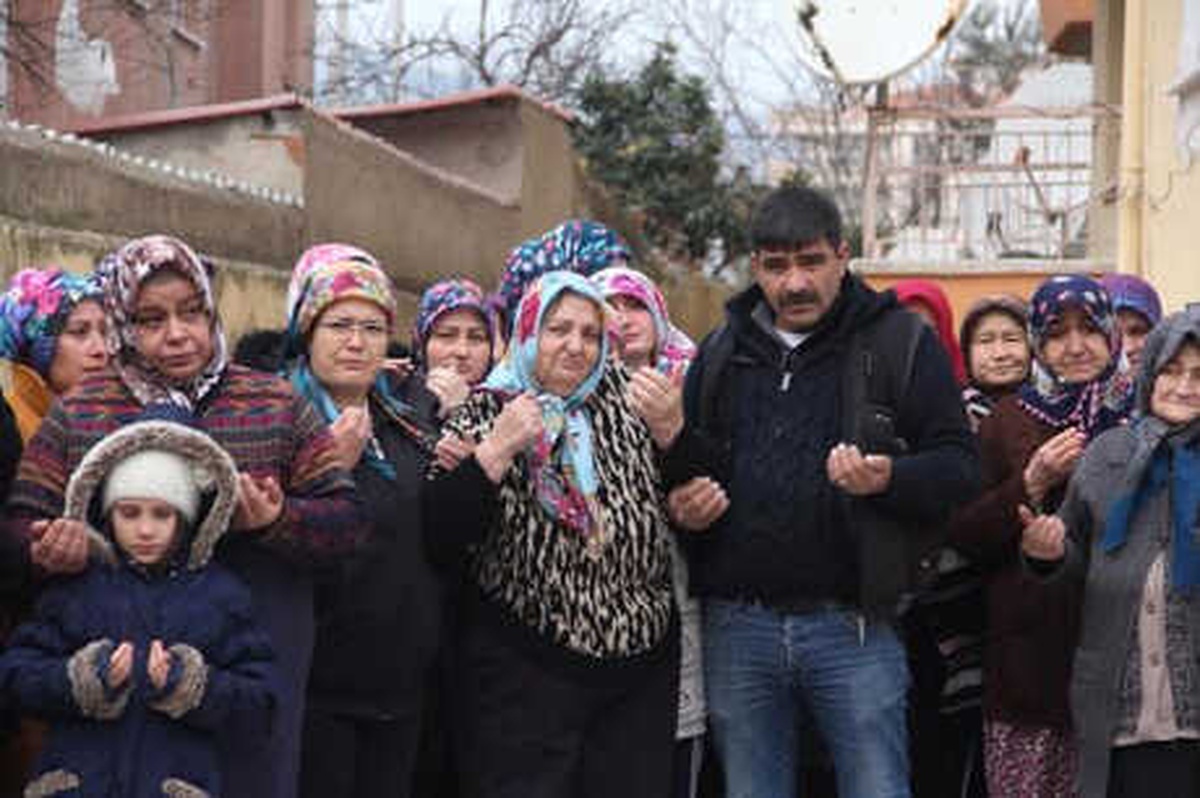 Emekli Uzman Çavuş, Kız Kardeşi ve Eşini 25 Bin Lira Alacağı İçin Öldürmüş (2)