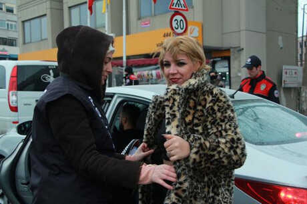 Fotograflarla/// Yılbaşı Öncesi Polisten Huzur Denetimi