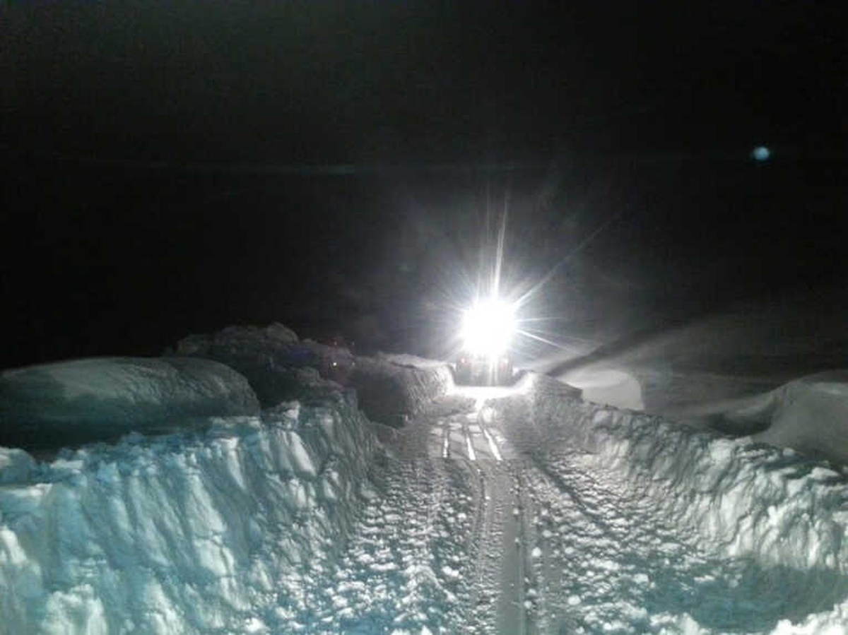 Hakkari\'de 22 Köy ile 67 Mezra Yolu Ulaşıma Kapandı