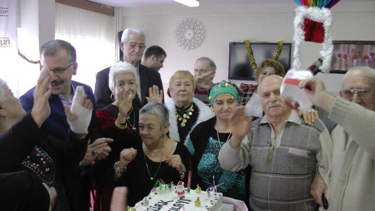 Huzurevi Sakinleri 2019 Yılına Erken Girdi
