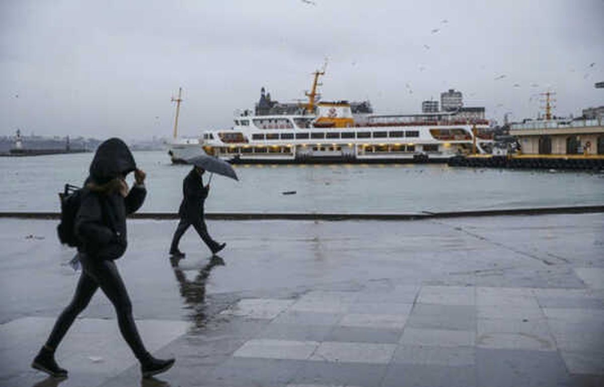 İstanbul\'da hava yağışlı