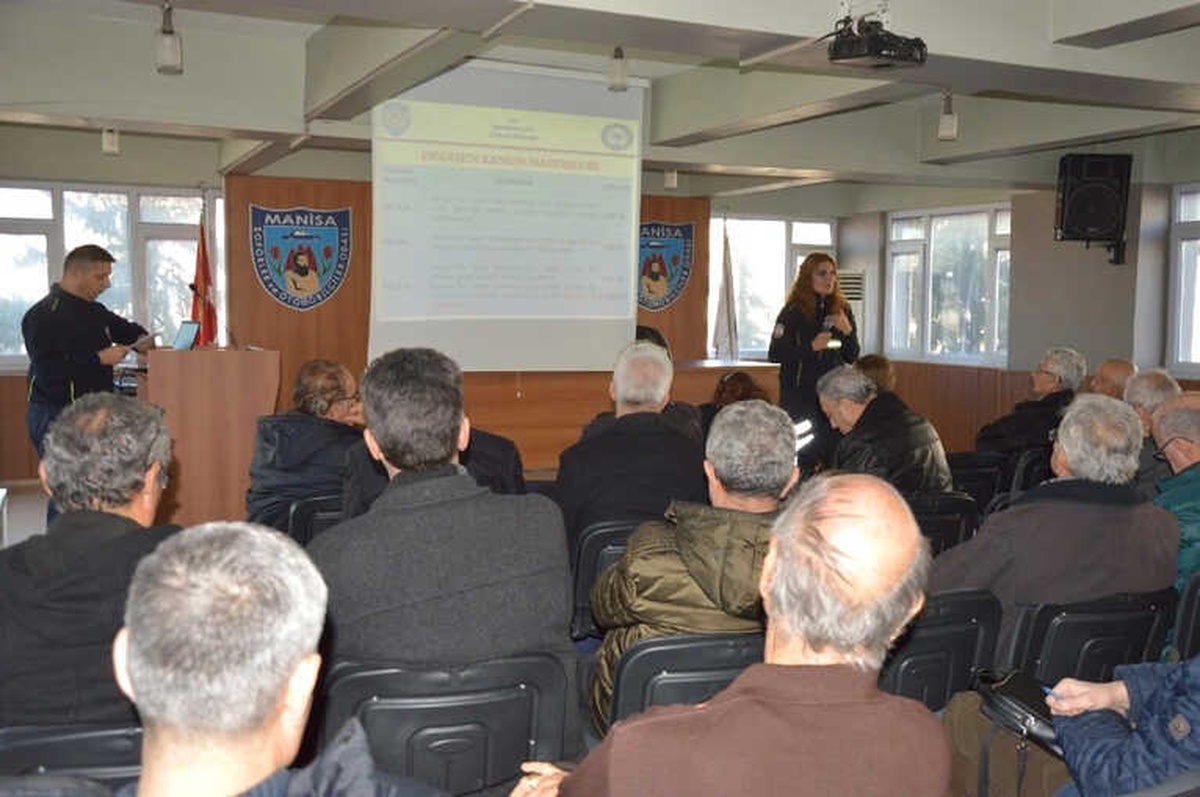 Manisa\'da Fahri Trafik Müfettişleri Ceza Yağdırdı