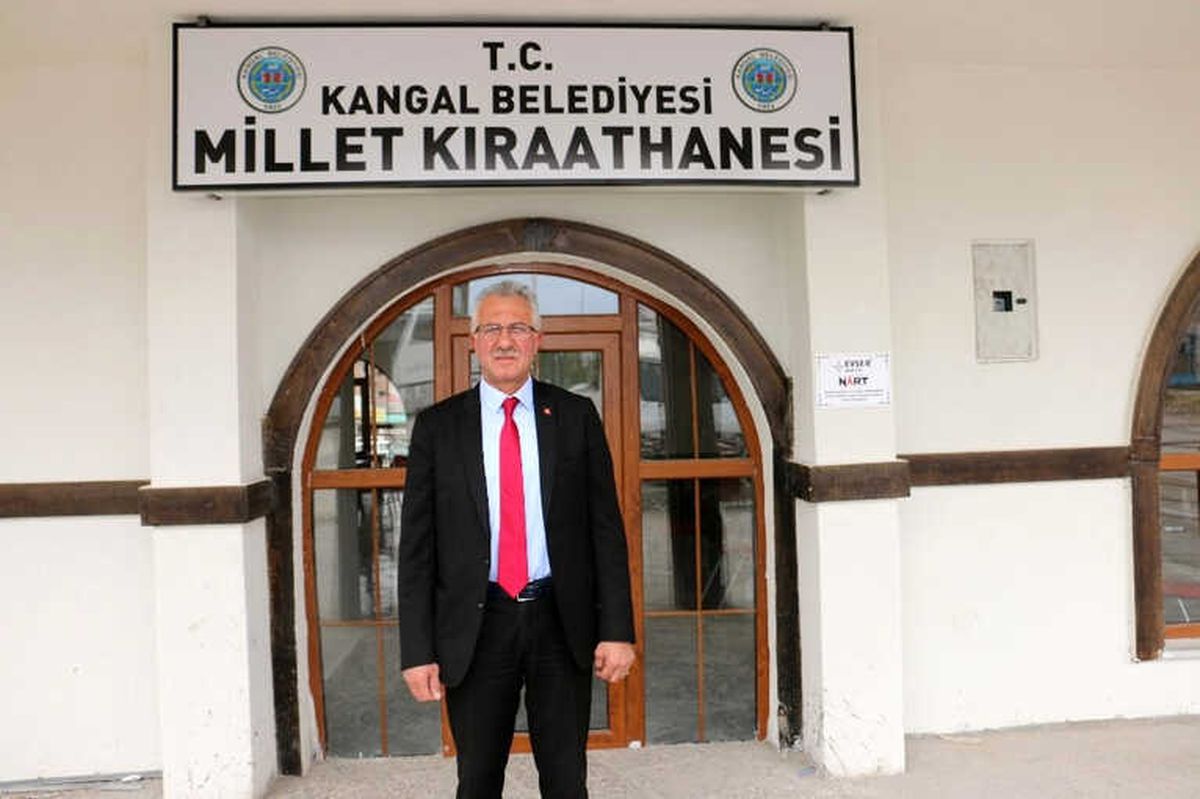 Öztürk, "Yılın Başarılı Belediye Başkanı" Ödülüne Layık Görüldü