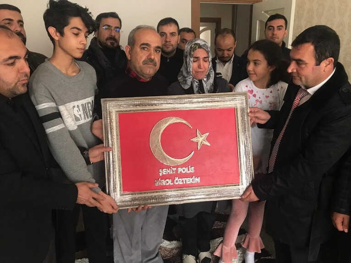 Şehit Polis Birol Öztekin\'in Ailesine Ziyaret