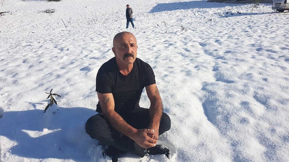 Soğuğa Meydan Okuyan Muhtar