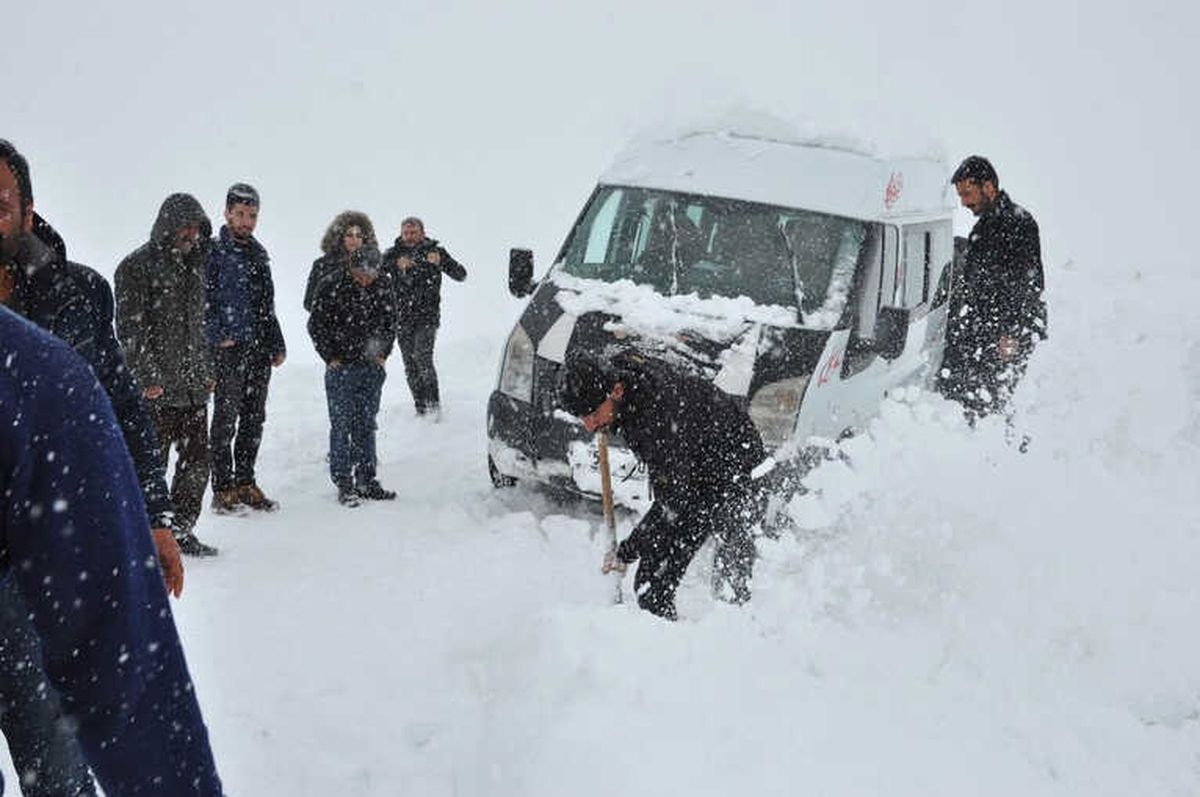Tipide Mahsur Kalan Öğretmenler Son Anda Kurtarıldı