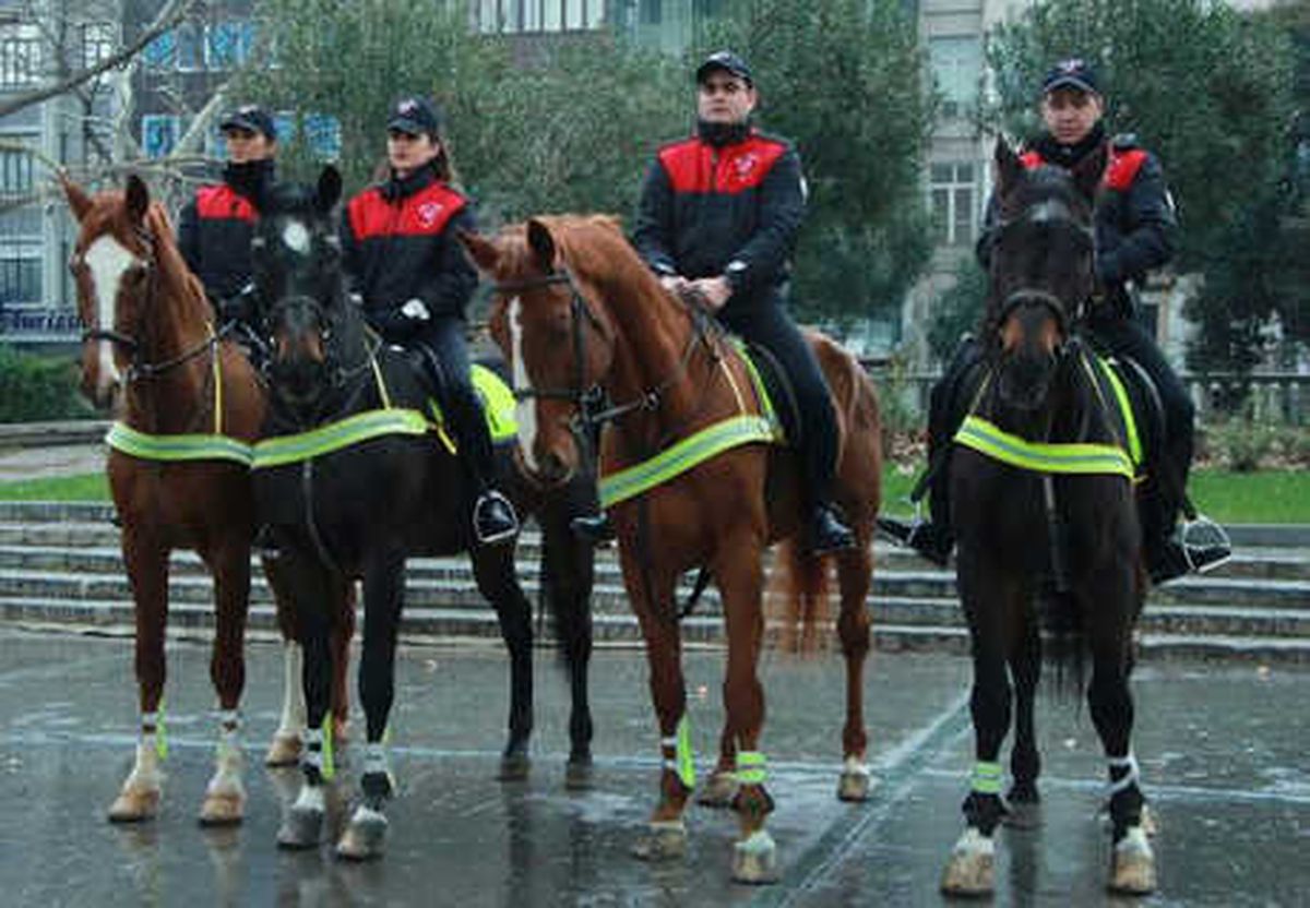 Yılbaşında 39 Bin Polis Görev Yapacak; Atlı Polisler Taksim\'de Olacak